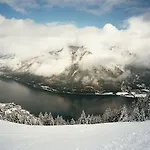 Hotel Der Wiesenhof 4*