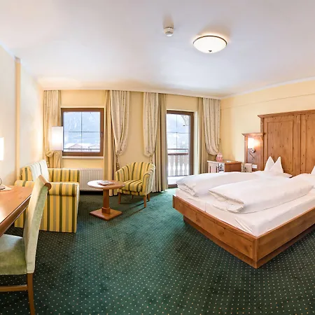 מלון Der Wiesenhof 4*