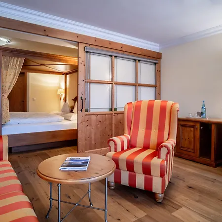 Der Wiesenhof פרטיסאו